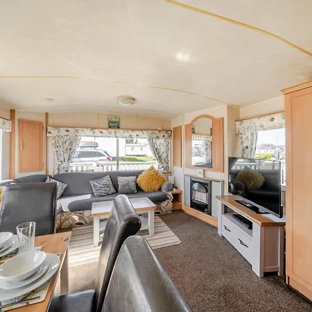 Cayton Bay Caravan For 6 Pet Friendly & Parking Hébergement de vacances *